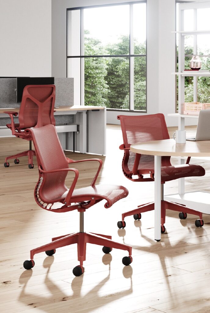 Task chairs that move and flex with you Image