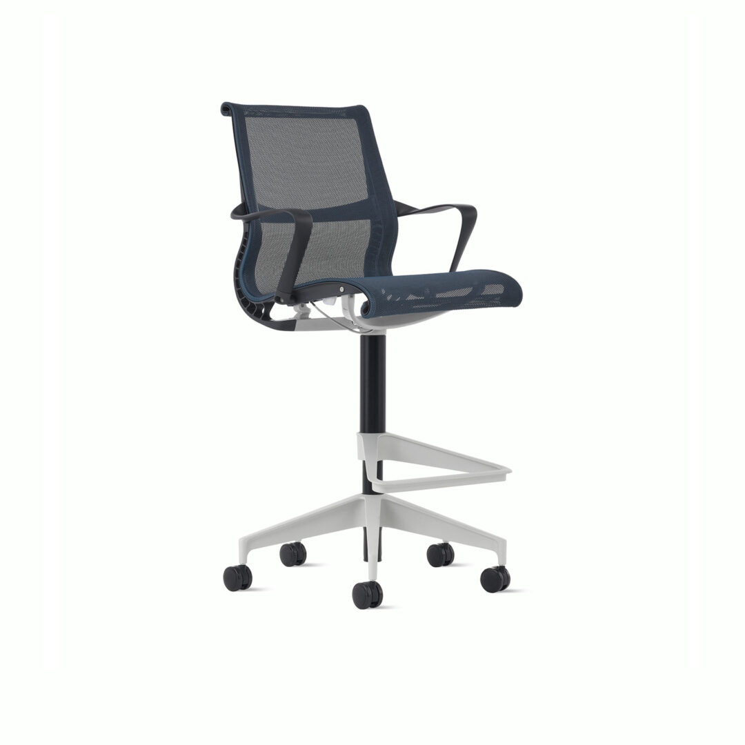 Setu-Stool-Ribbon-Arms_100519420_nightfall_graphite_silver