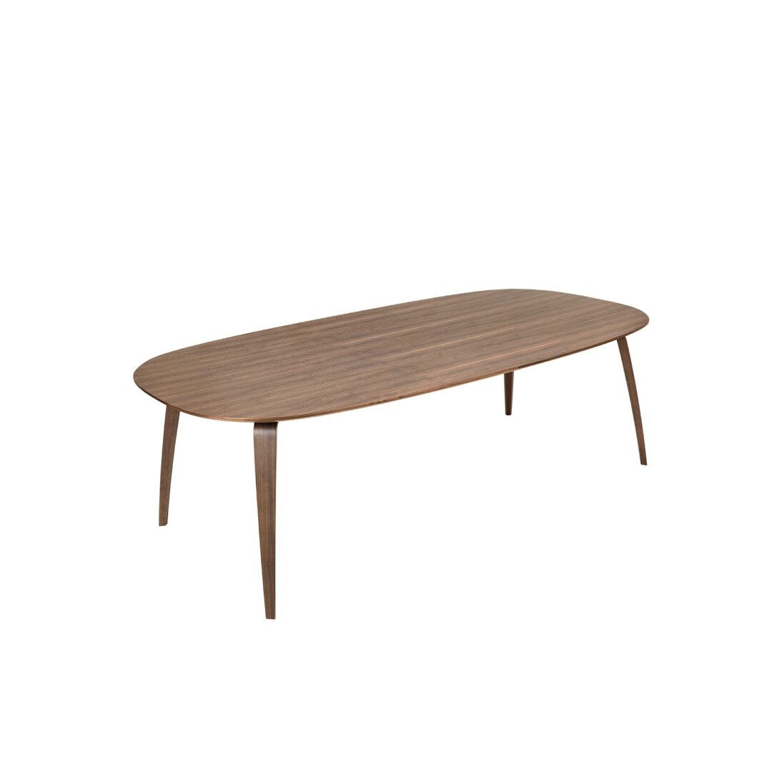 Gubi Dining Table