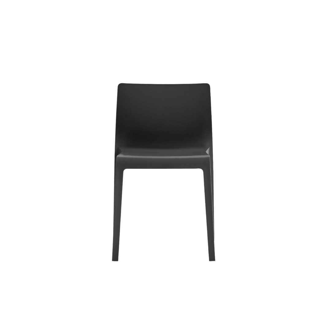 Volt-Chair-Black_670-NE