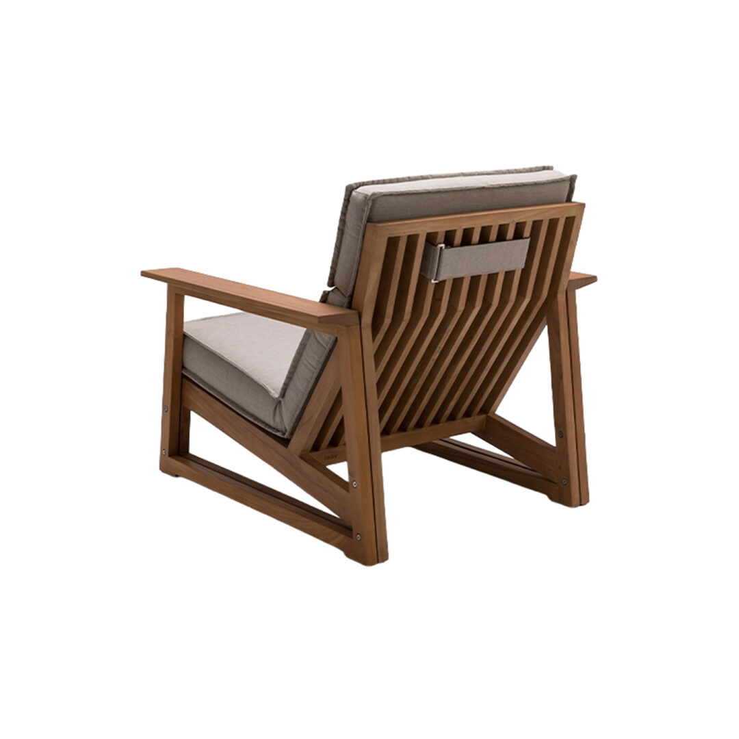 TanGuor-Arm-Lounge1