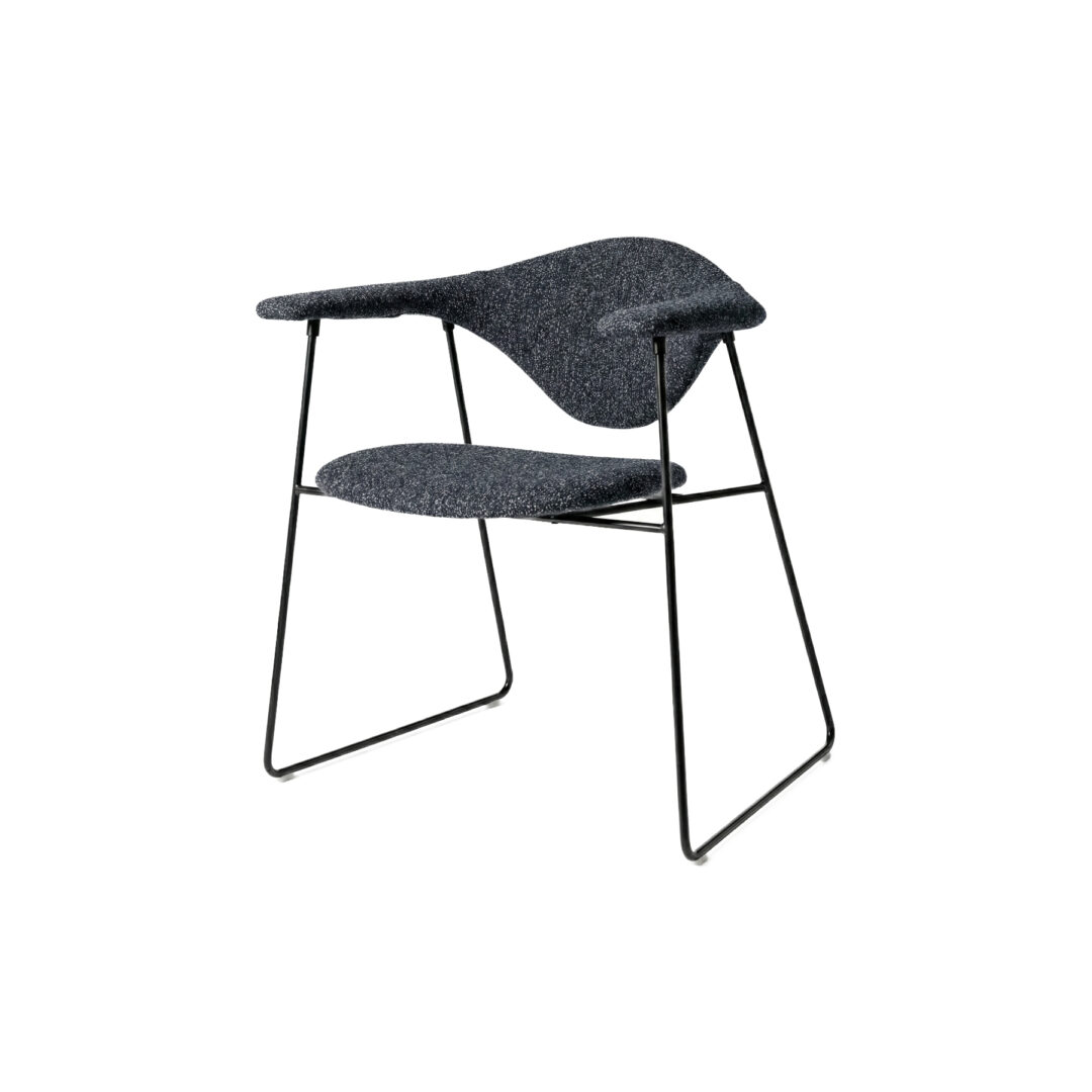 Masculo-dining-chair-sled-base-around-bouche-023
