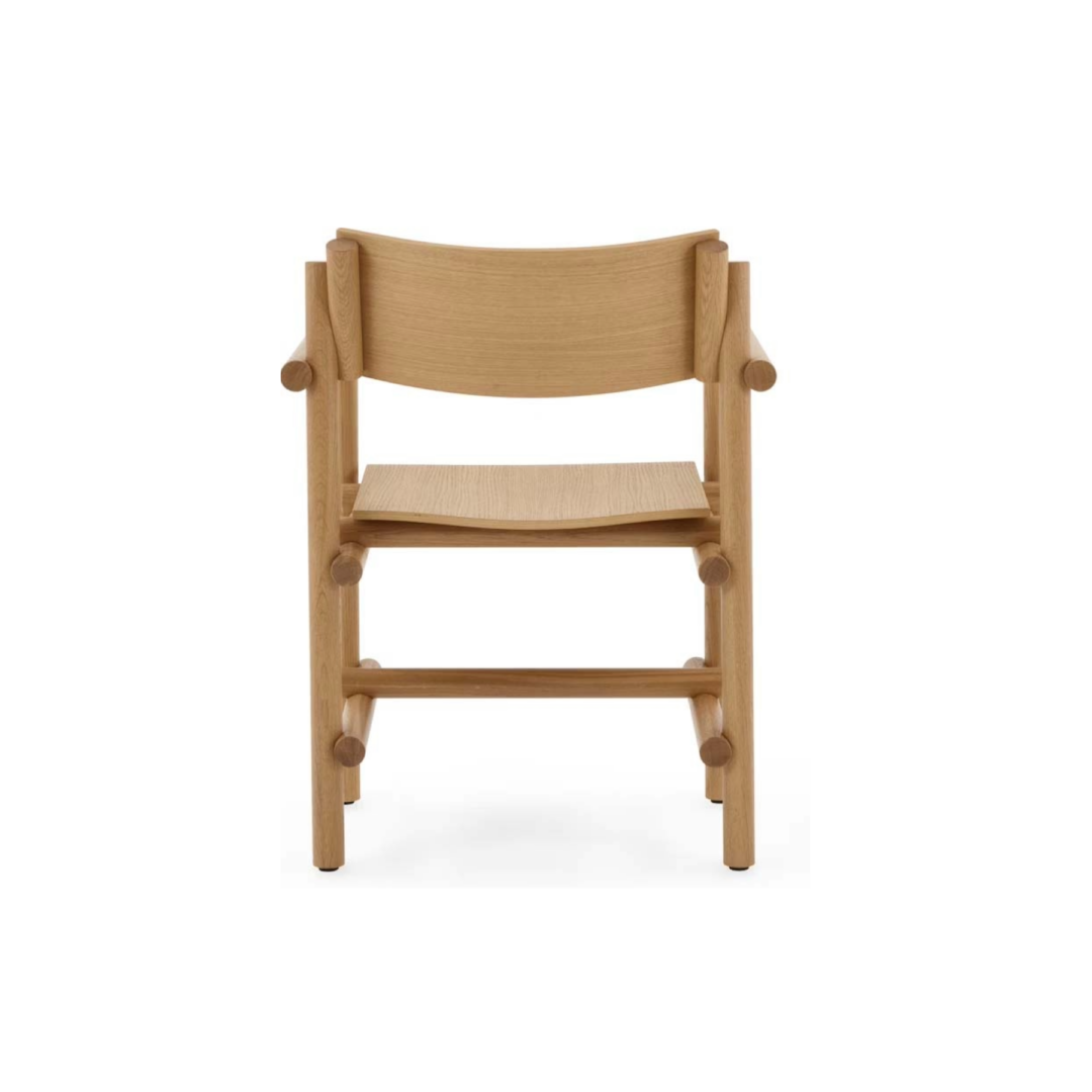 Muecke-Armchair-White-Oak-3